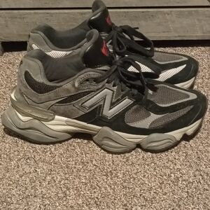 New Balance Gray and Black Sneakers